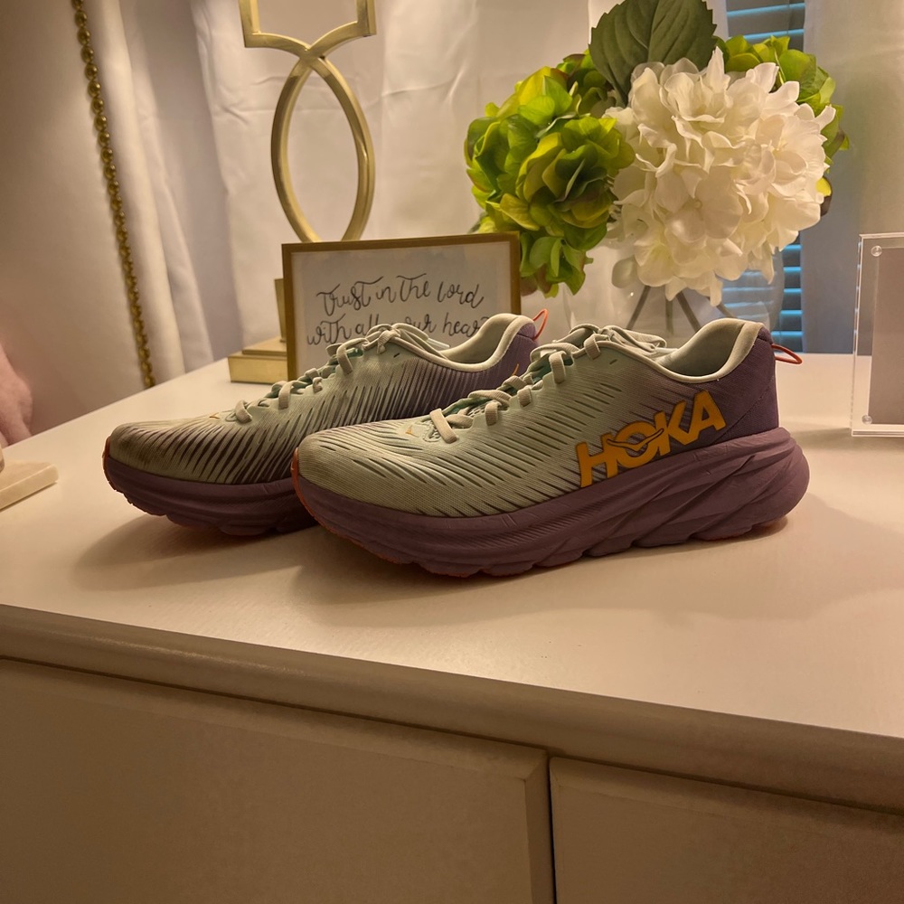 Women’s Hokas size 8